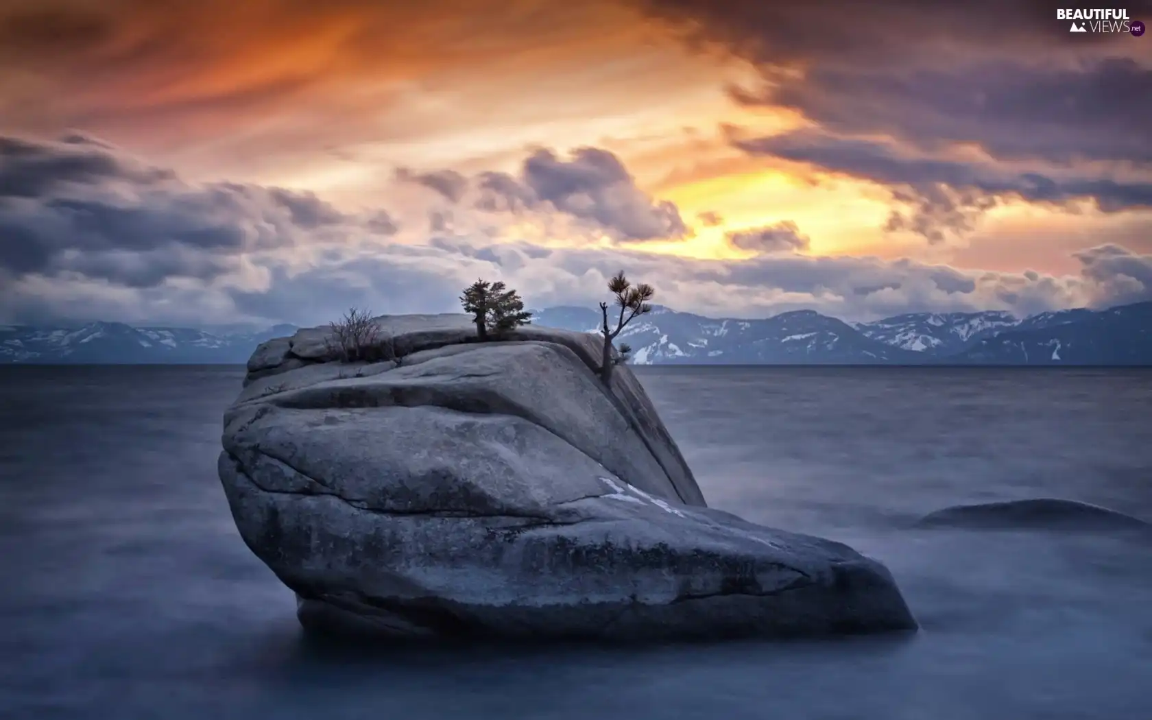 Rocks, trees, sun, Mountains, west