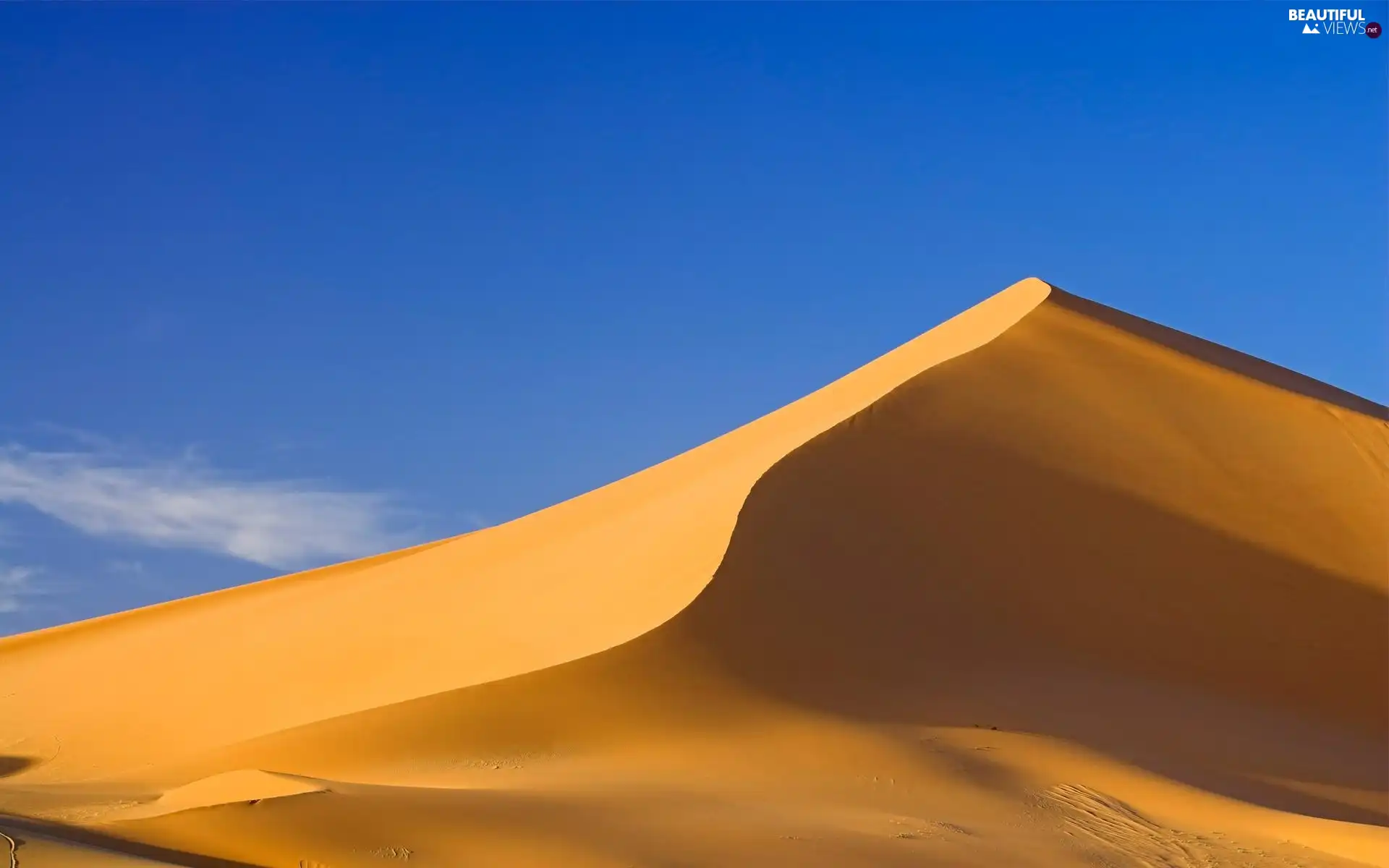 Sand, Desert, down