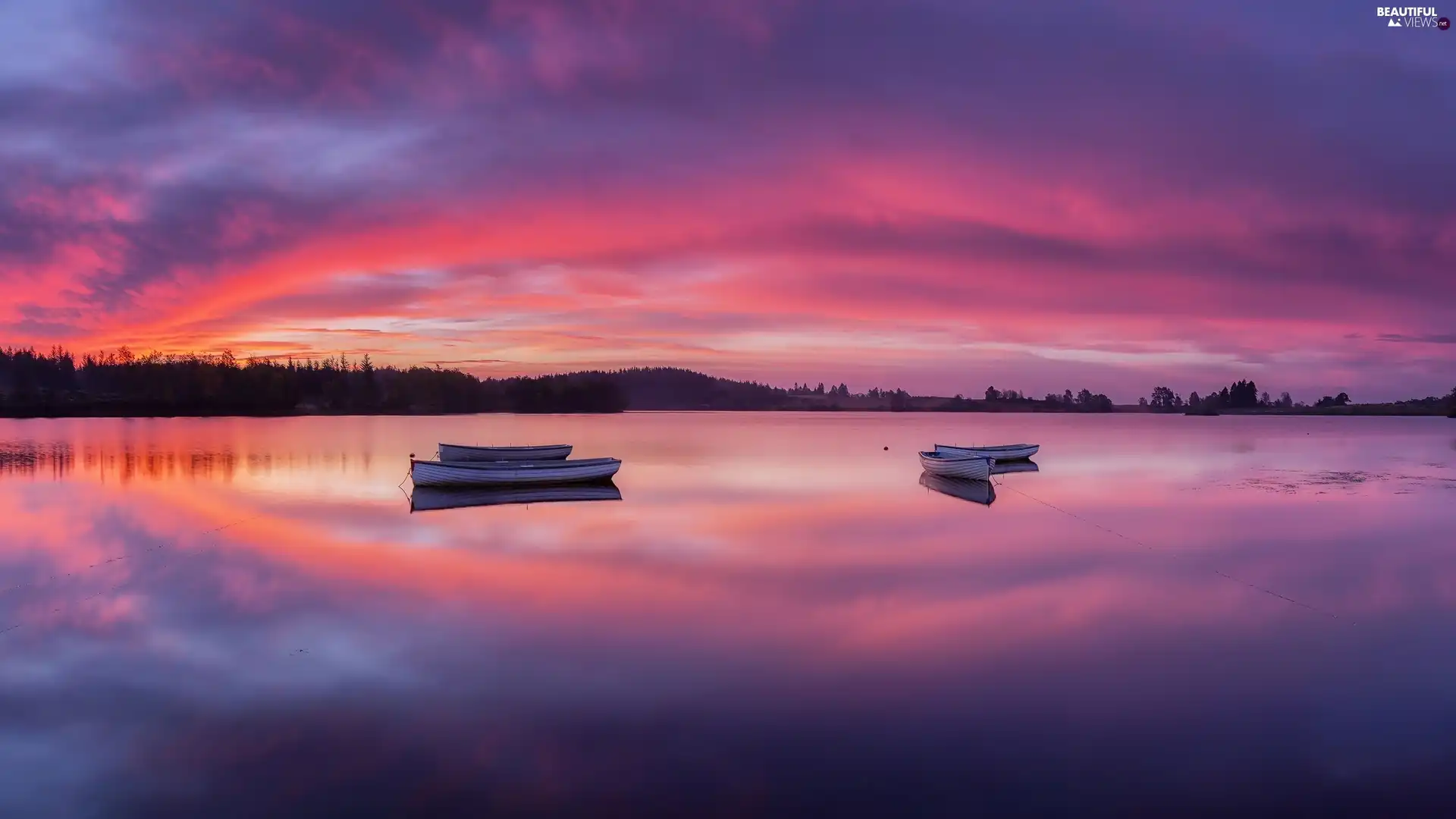 boats, Loch Rusky Lake, Callander City, Scotland, Great Sunsets, Loch Lomond and the Trossachs National Park