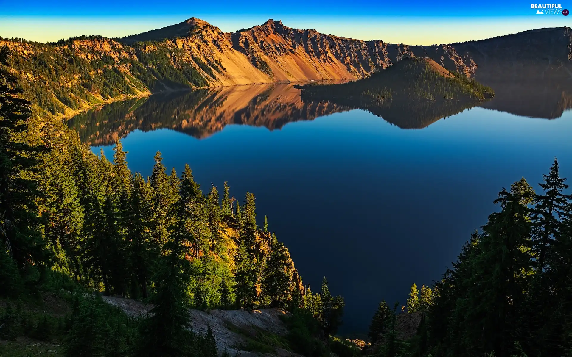 Mountains, trees, The United States, viewes, State of Oregon, Crater Lake, Crater Lake National Park, reflection