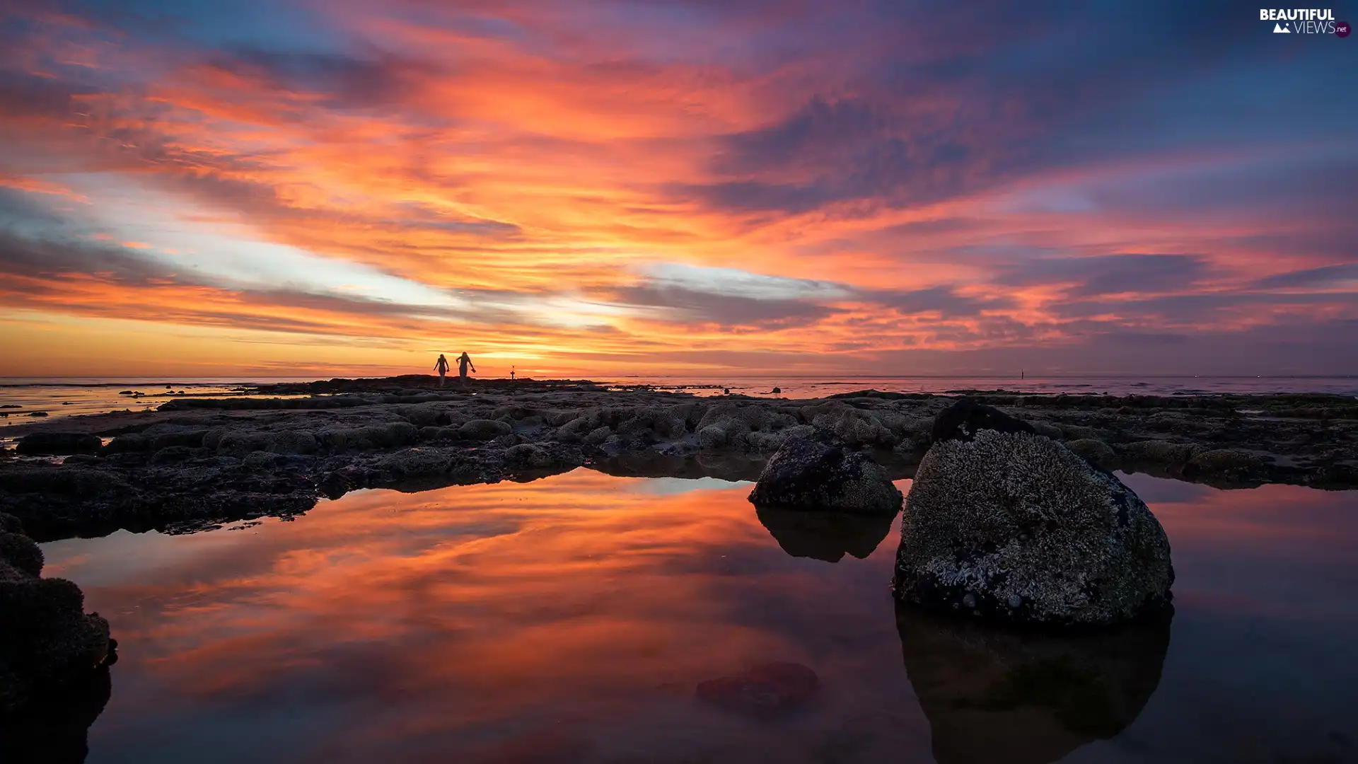 Brighton Beach, Beaches, Melbourne, rocks, Sky, State of Victoria, People, Great Sunsets, Australia, sea, color, clouds