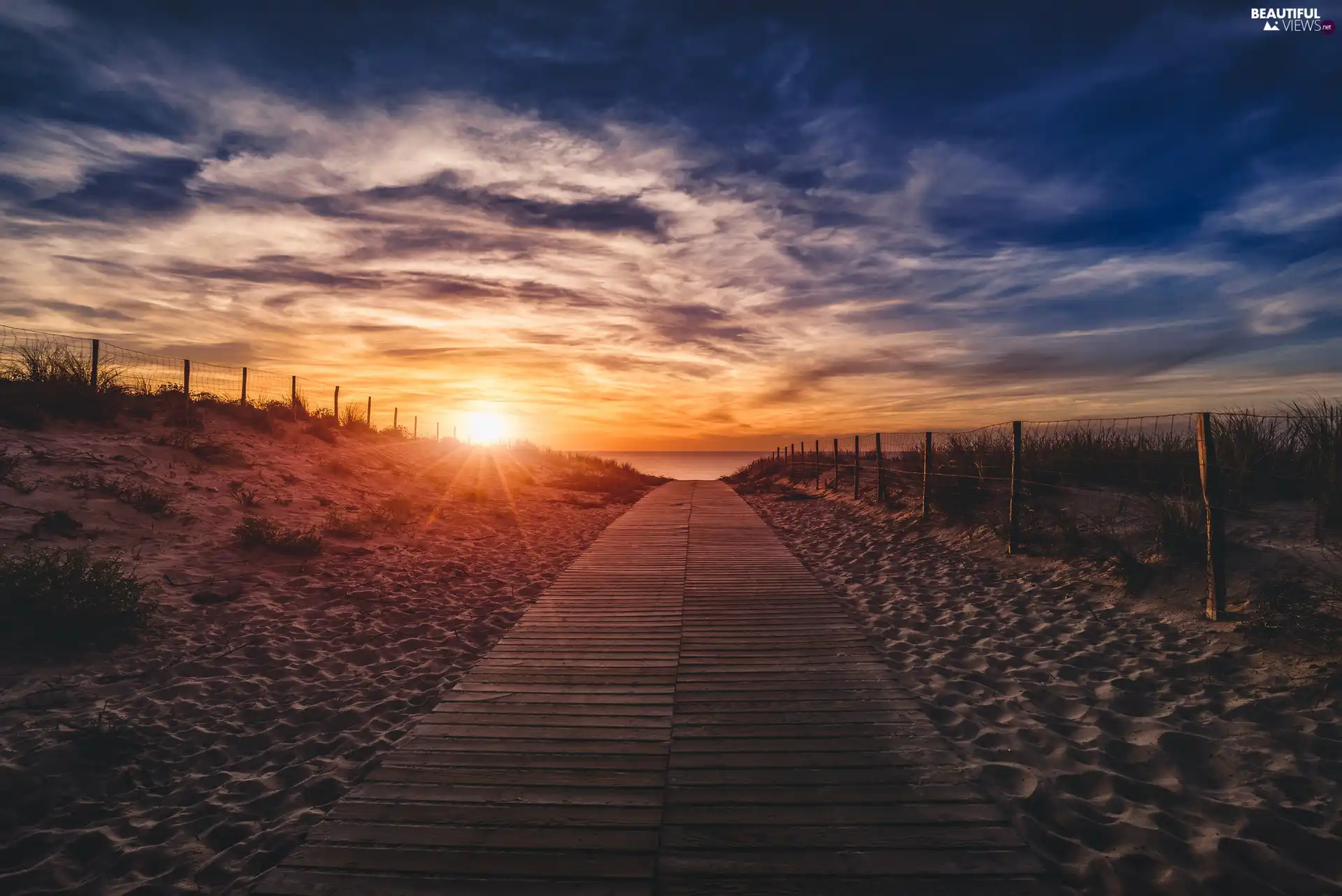 Beaches, sea, podium, Le Porge City, clouds, Great Sunsets, France, fence, New Aquitaine Region