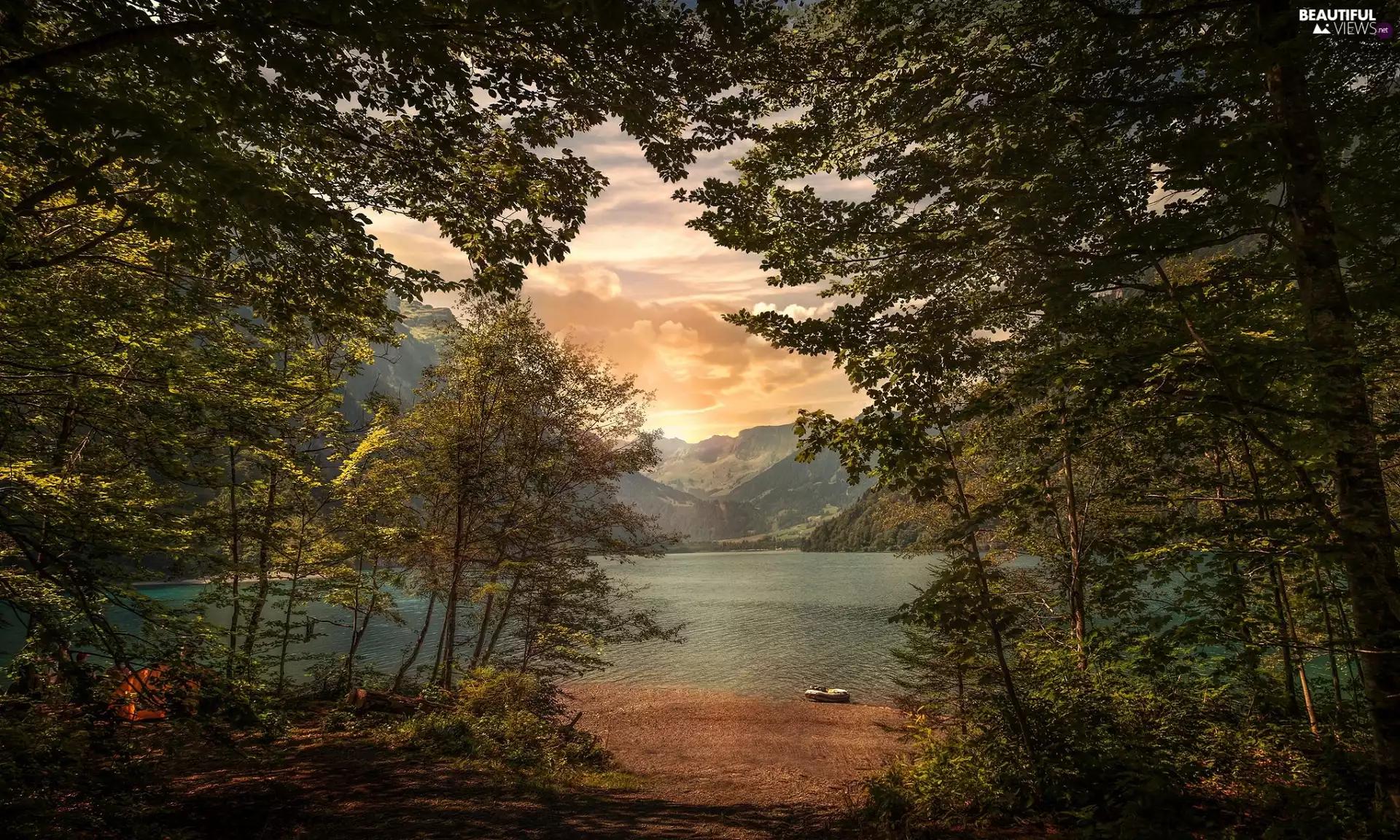 Canton of Glarus, Switzerland, Alps Mountains, Klöntalersee Lake, viewes, point, forest, trees, Sunrise