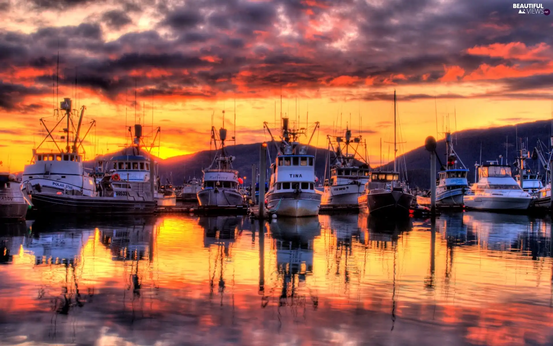 The setting, sun, port, Marina, vessels