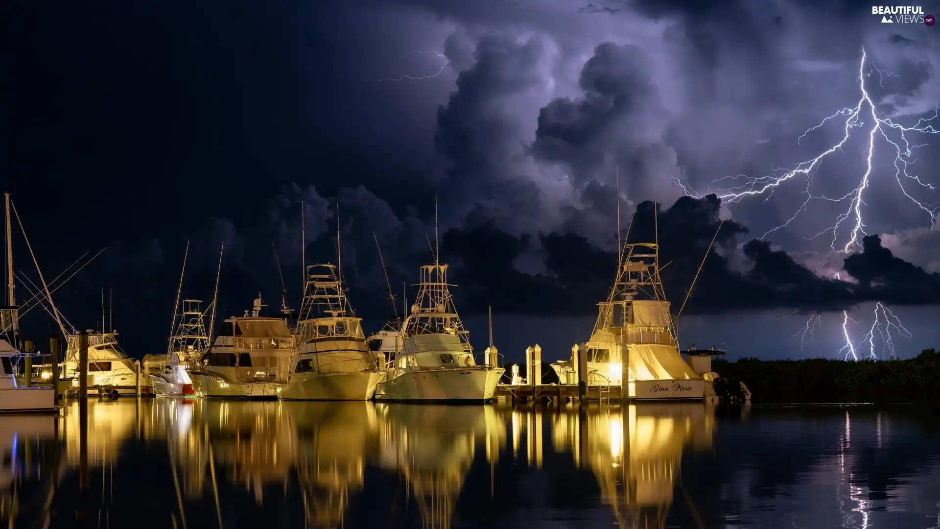 Thunderbolt Night Yachts Beautiful Views Wallpapers 1920x1080