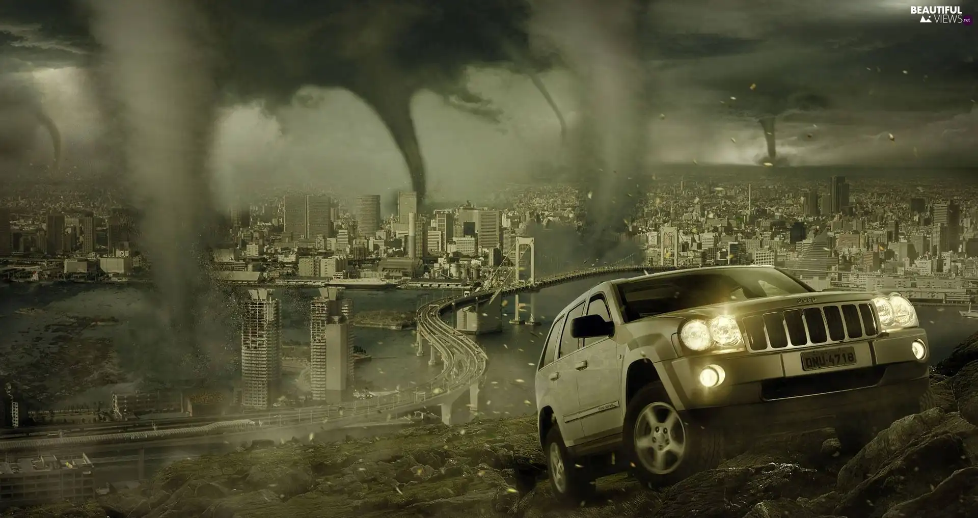 Grand Cherokee, tornadoes, Town