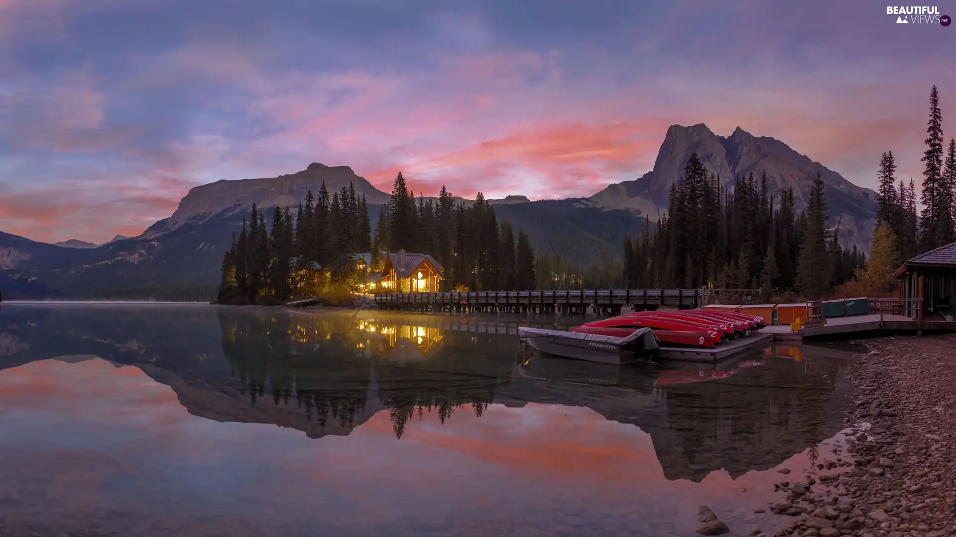 house, Yoho National Park, Mountains, bridge, viewes, Canada, Province of British Columbia, Floodlit, Emerald Lake, forest, trees