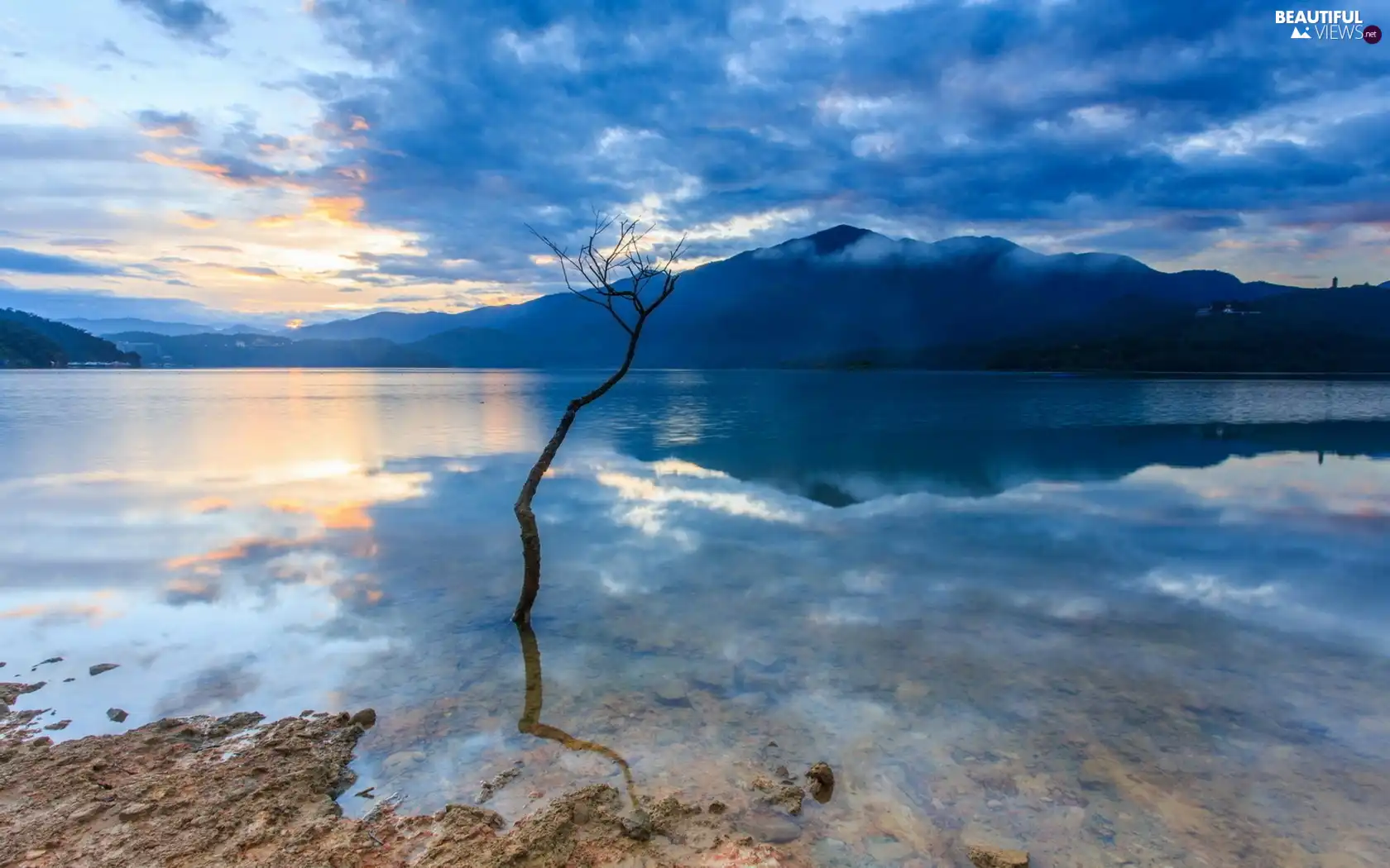 lake, Mountains, trees, clouds