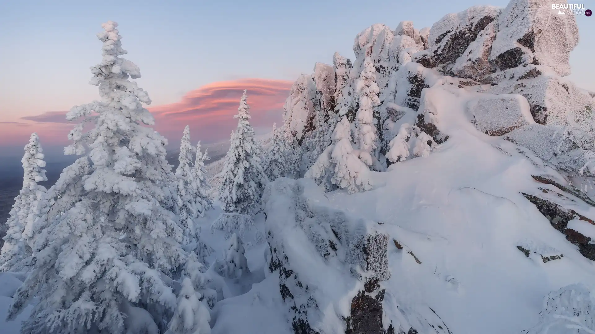 viewes, Snowy, Pinkish, trees, winter, rocks, clouds