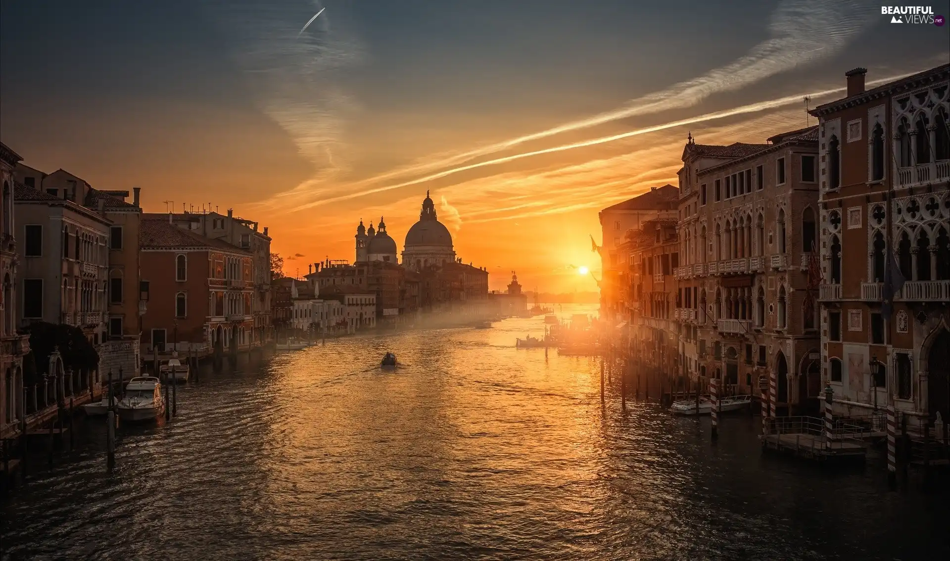 Canal Grande, Italy, buildings, Boats, Great Sunsets, Venice