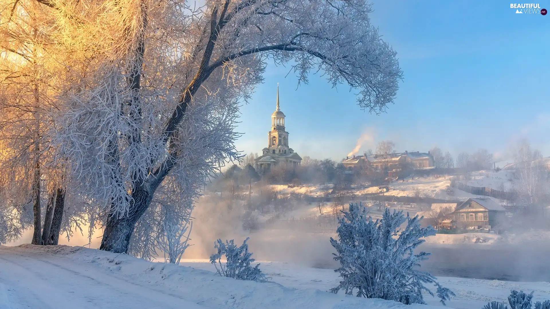 Cerkiew, Torujok, Fog, viewes, River, Russia, winter, White frost, trees, Houses